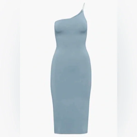 Babaton | Dresses | Aritzia Babaton Contour One Shoulder Midi Dress Size Xs  | Poshmark